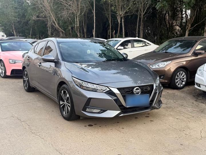 Sylphy 2022 1.6L XL CVT Enjoy