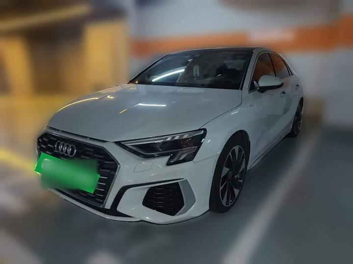 A3 2022 A3L Limousine 35 TFSI Fashion Sport