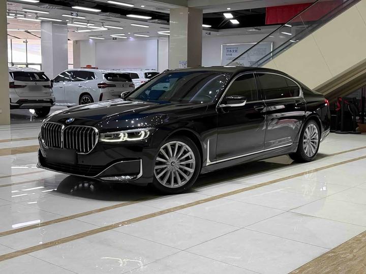 7 Series 2021 730Li Luxury