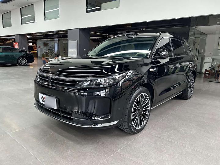 M7 2024 1.5T ADAS RWD Ultra 6-Seater