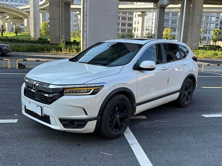 Breeze 2020 240TURBO CVT RWD Luxury