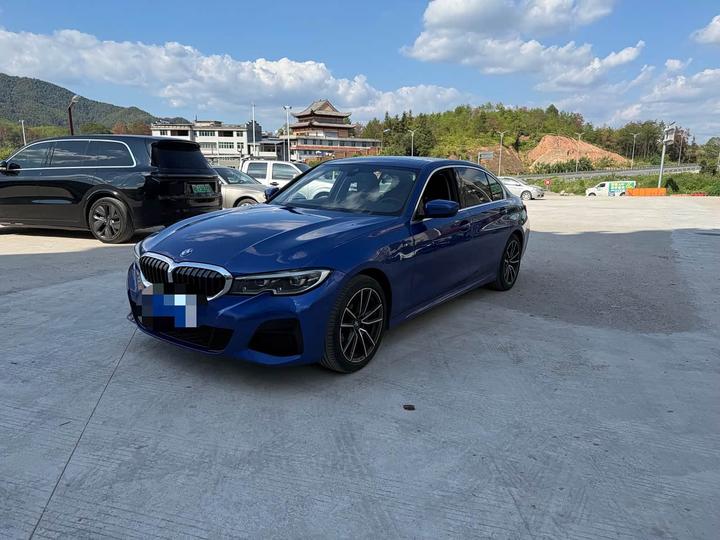 3 Series 2022 325Li M Sport Package
