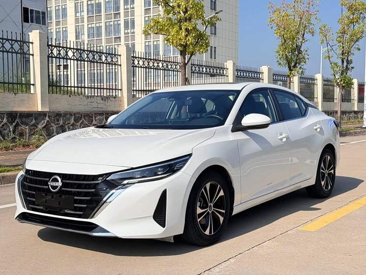 Sylphy 2023 1.6L CVT Enjoy