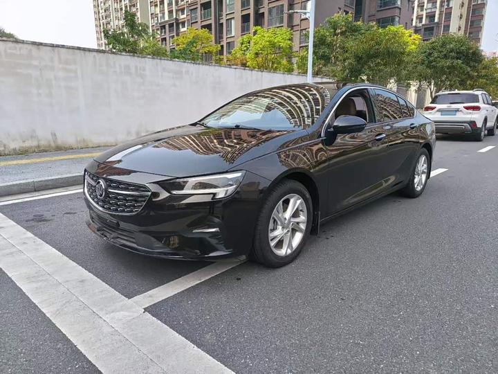 Regal 2020 552T Luxury