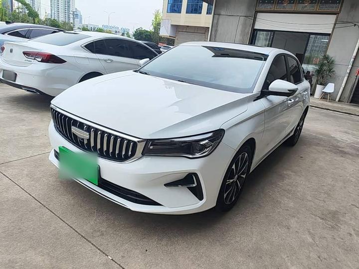 Emgrand 2025 4 1.5L CVT Premium