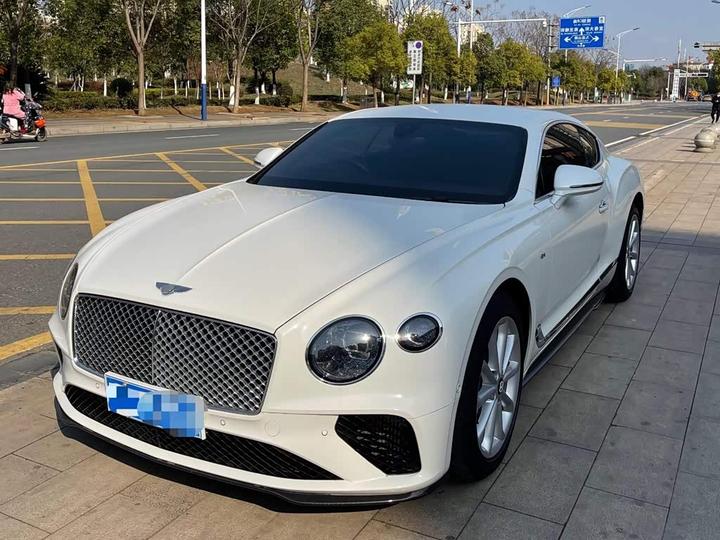 2020 4.0T GT V8