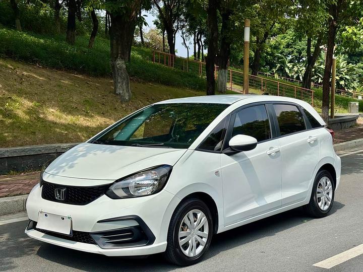 Fit 2021 1.5L CVT Trend