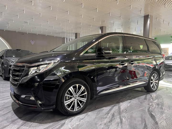 M8 2018 320T Premium