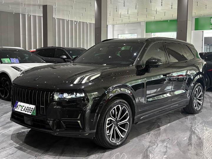 09 EM-P 2024 2.0TD EM-P AWD HALO 6-Seater