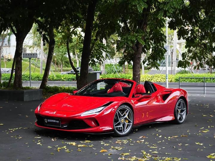 F8 2020 Spider 3.9T V8
