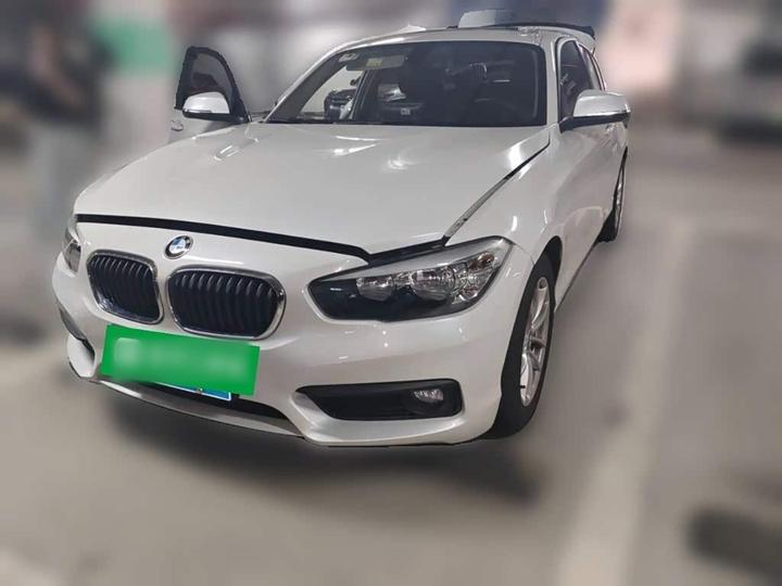 1 Series Imported 2016 118i Leading