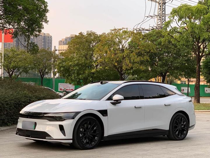 007GT 2025 RWD ADAS 75kWh