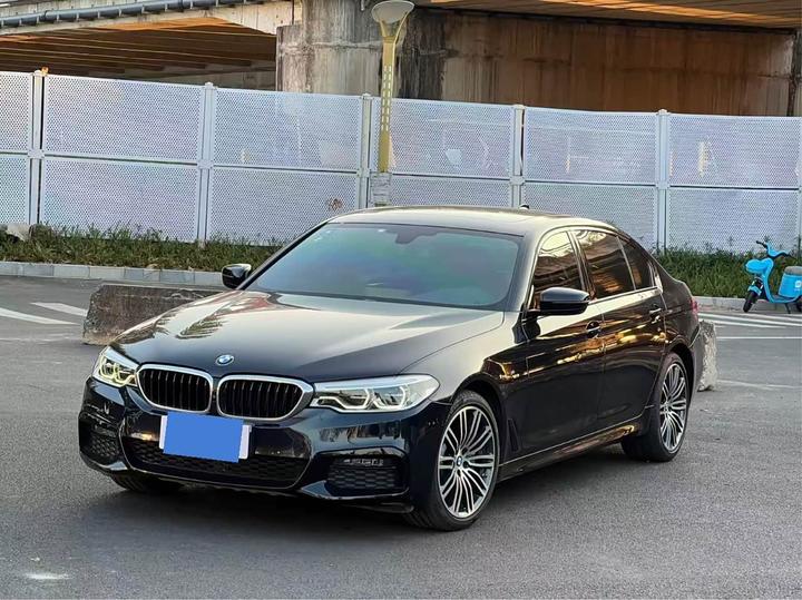5 Series 2019 530Li Exclusive M Sport Package