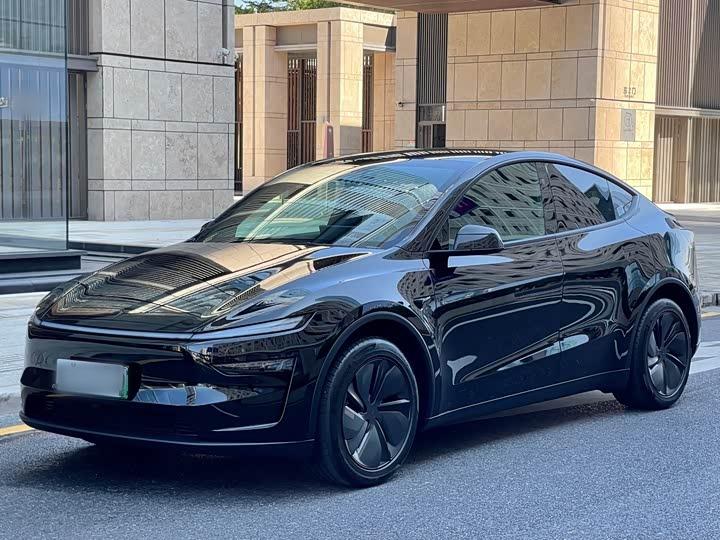 Tesla Model Y 2026款 改款 长续航后轮驱动版