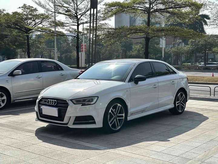 A3 2017 Limousine 35 TFSI Sport