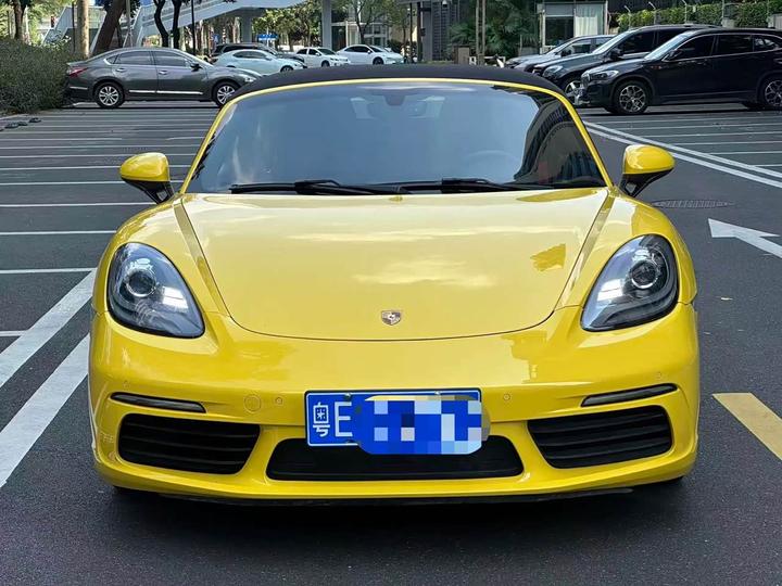 718 2016 Boxster 2.0T