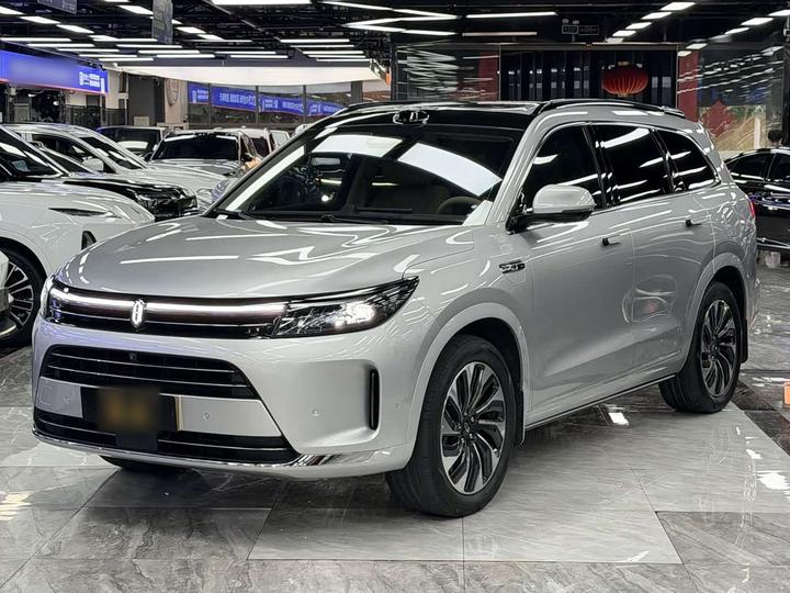 M7 2024 1.5T ADAS AWD Max 5-Seater