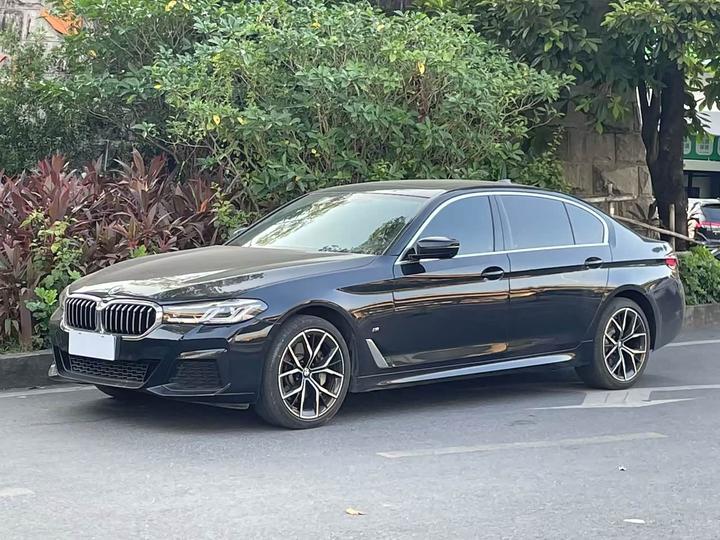 5 Series 2022 Facelift 530Li Exclusive M Sport Package