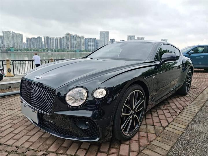 2022 4.0T GT V8