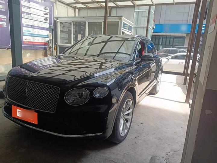Bentayga 2022 4.0T V8