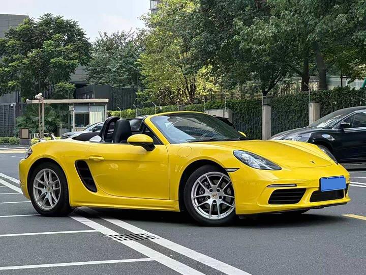 718 2016 Boxster 2.0T