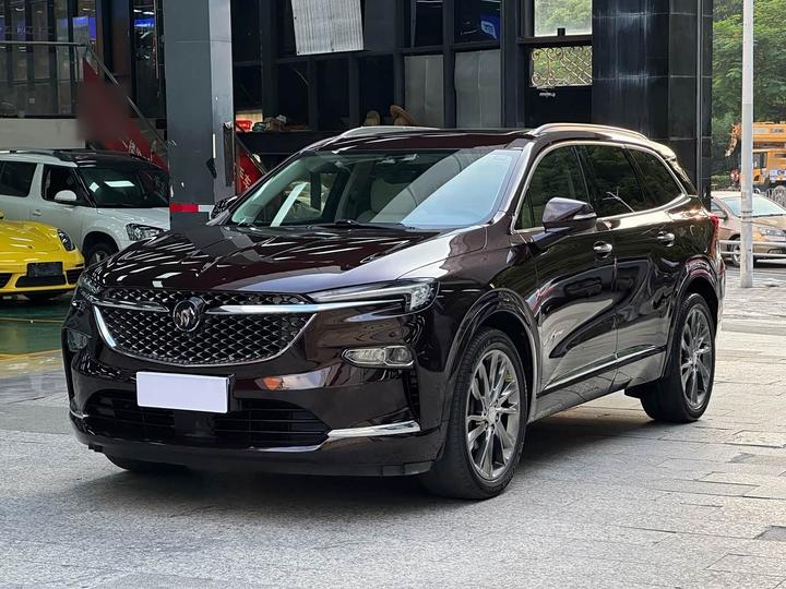 2020 28T AWD Avenir