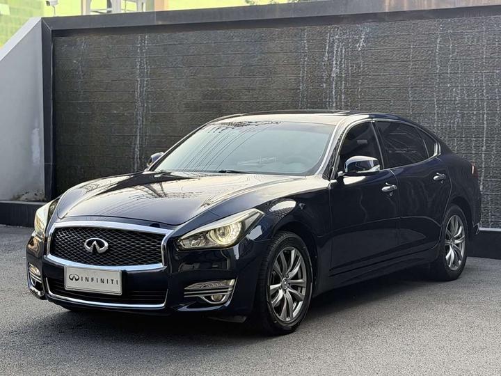 Q70 2015 Q70L 2.5L Elite