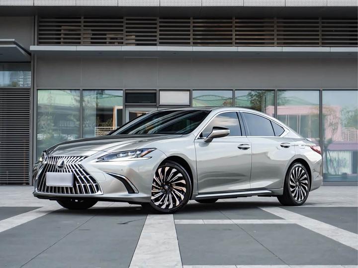 ES 2022 300h