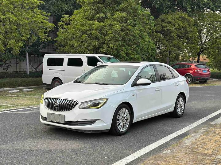 Excelle 2015 18T DCT Elite