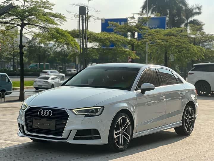 A3 2017 Limousine 35 TFSI Sport