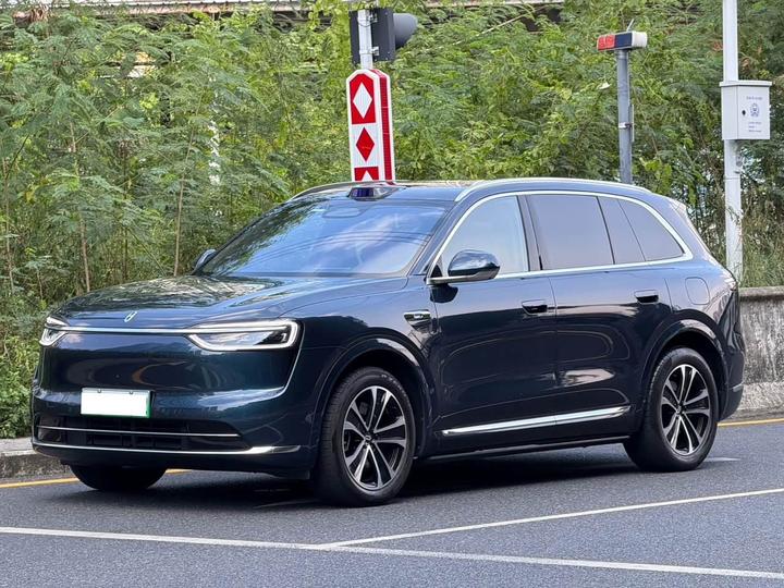 M7 2026 EREV Max Long Range 6-Seater 192-Line LiDAR