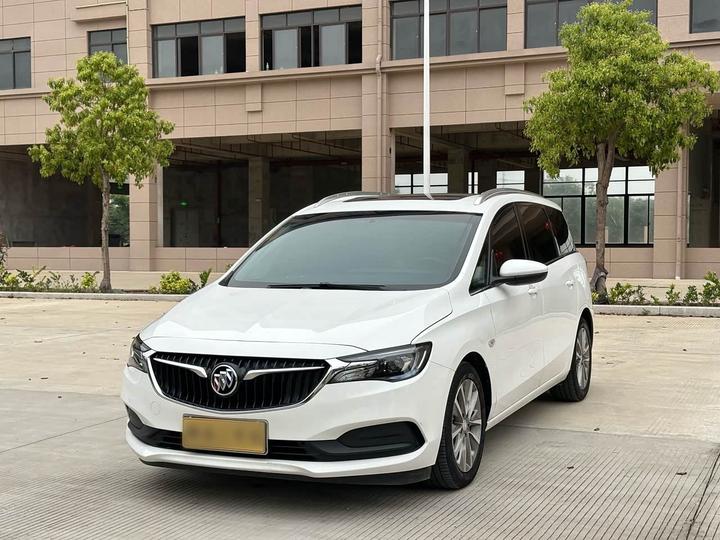 GL6 2021 323T Mild Hybrid Luxury