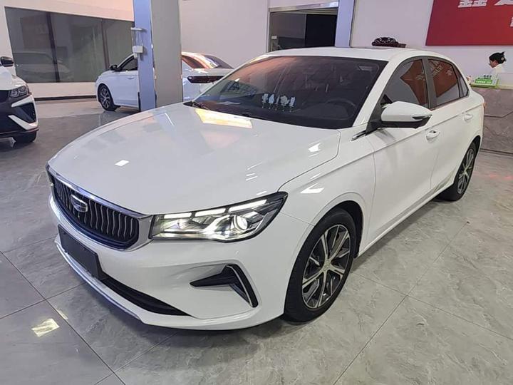 Emgrand 2022 4 1.5L CVT Premium