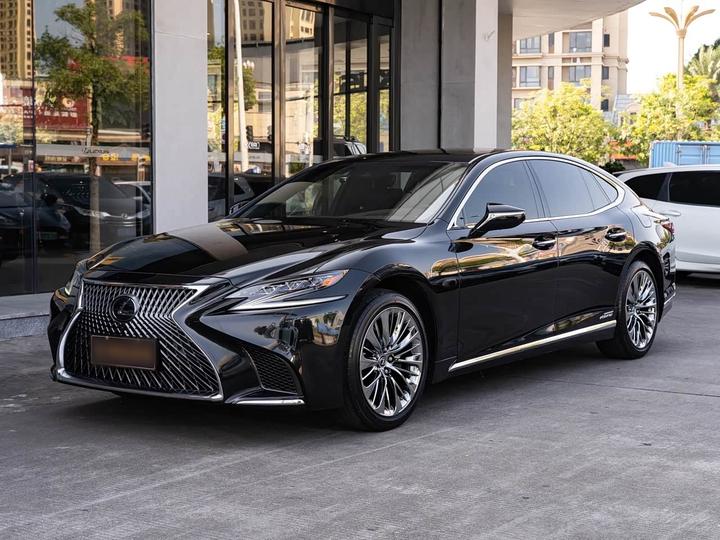 LS 2018 500h Executive China VI
