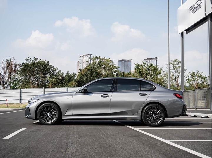 3 Series 2024 330Li M M Sport Night Package