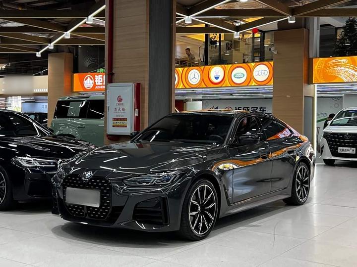 4 Series 2023 425i Gran Coupe M M Sport Night Package
