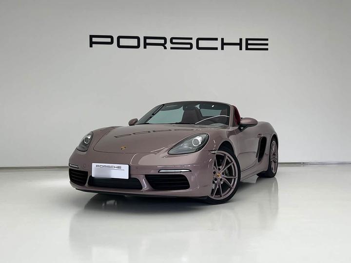 718 2022 Boxster 2.0T