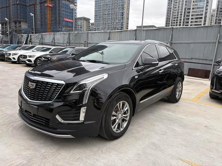XT5 2020 28T Luxury