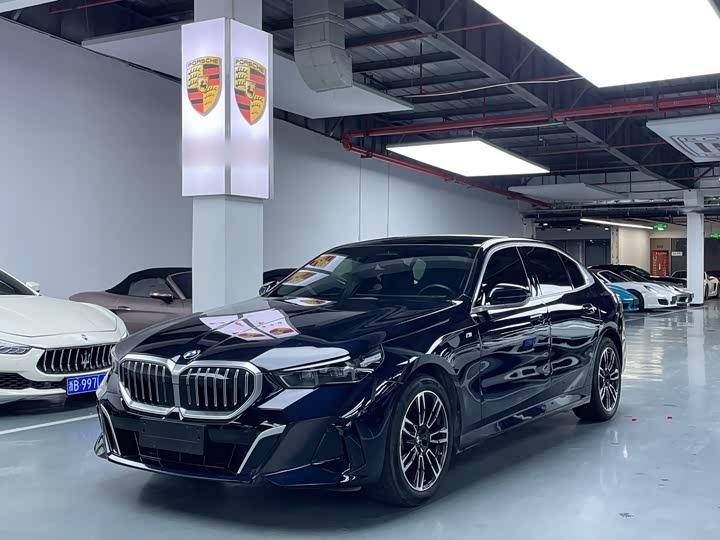 5 Series 2024 525Li M Sport Package