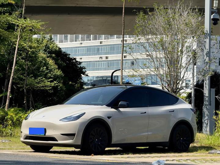 Model Y 2022 Facelift RWD