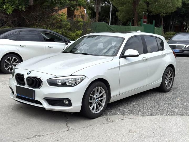 1 Series Imported 2016 118i Leading