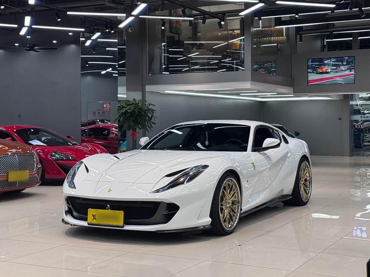 812 2017 6.5L Superfast