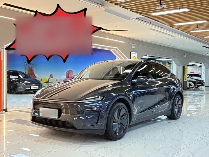 Model Y 2025 RWD