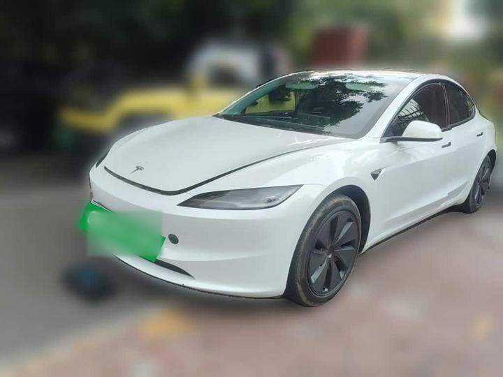 Model 3 2023 RWD