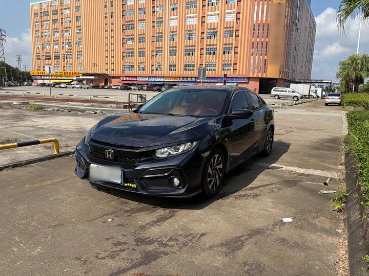 Civic 2016 220TURBO CVT Luxury