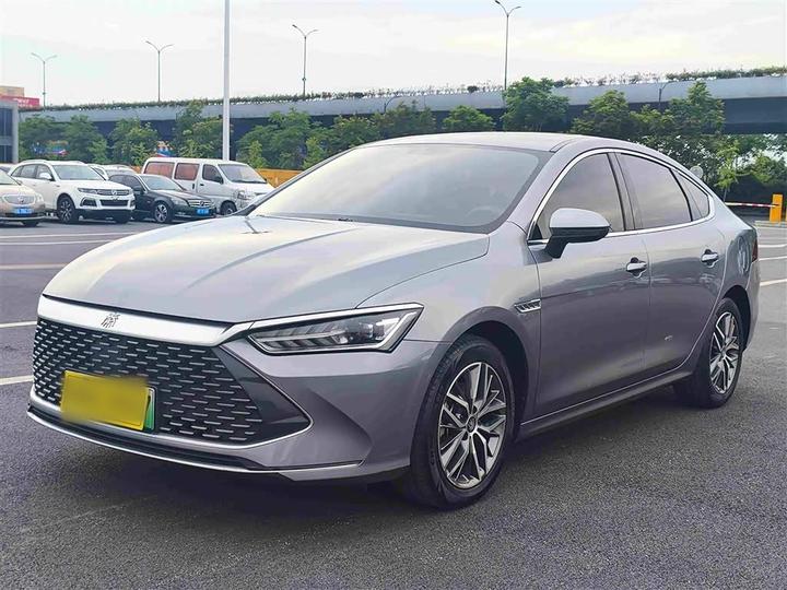 Qin PLUS 2021 DM-i 120KM Flagship