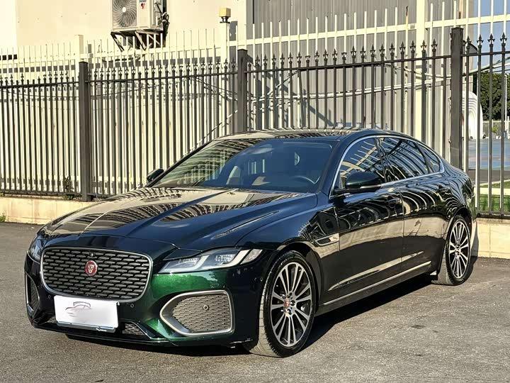 XFL 2022 XFL 2.0T P250 RWD Exclusive Luxury