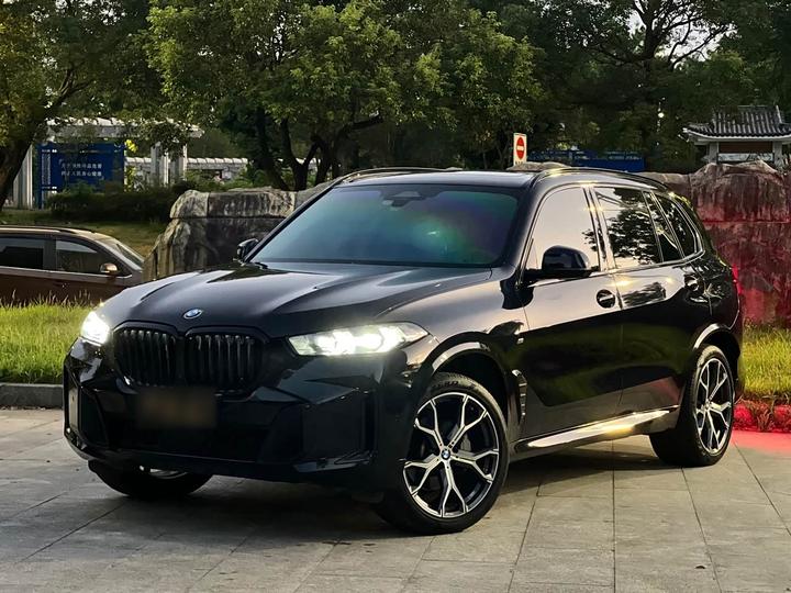 X5 2023 xDrive 30Li Exclusive M Sport Package