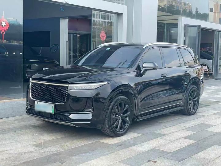 ONE 2021 EREV 6-Seater