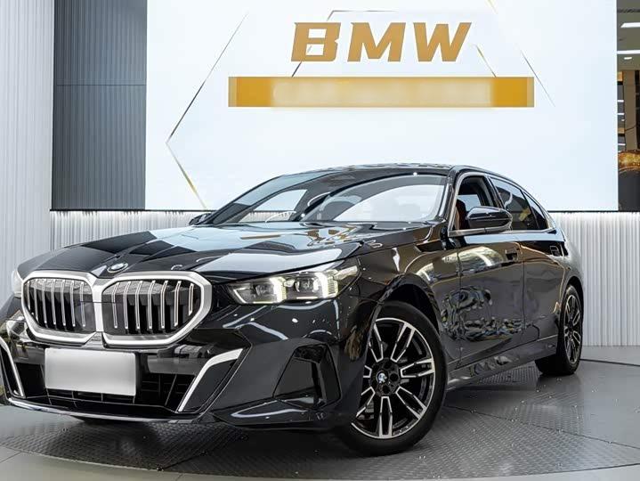5 Series 2024 525Li M Sport Package